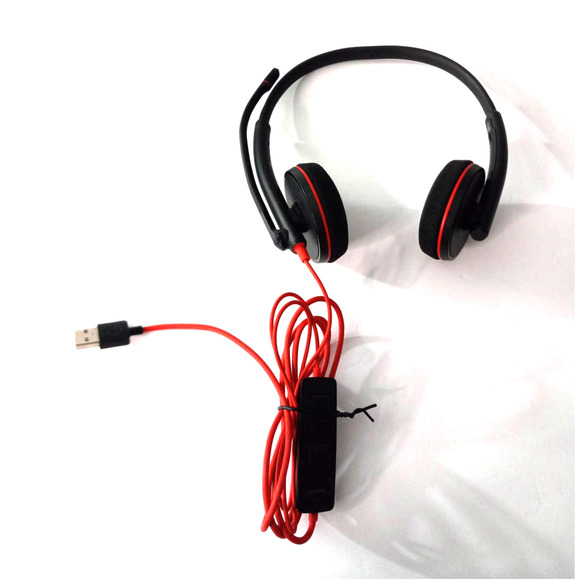 Plantronics Model C3220 Blackwire Black Red Computer Headset - Picture 3 of 9